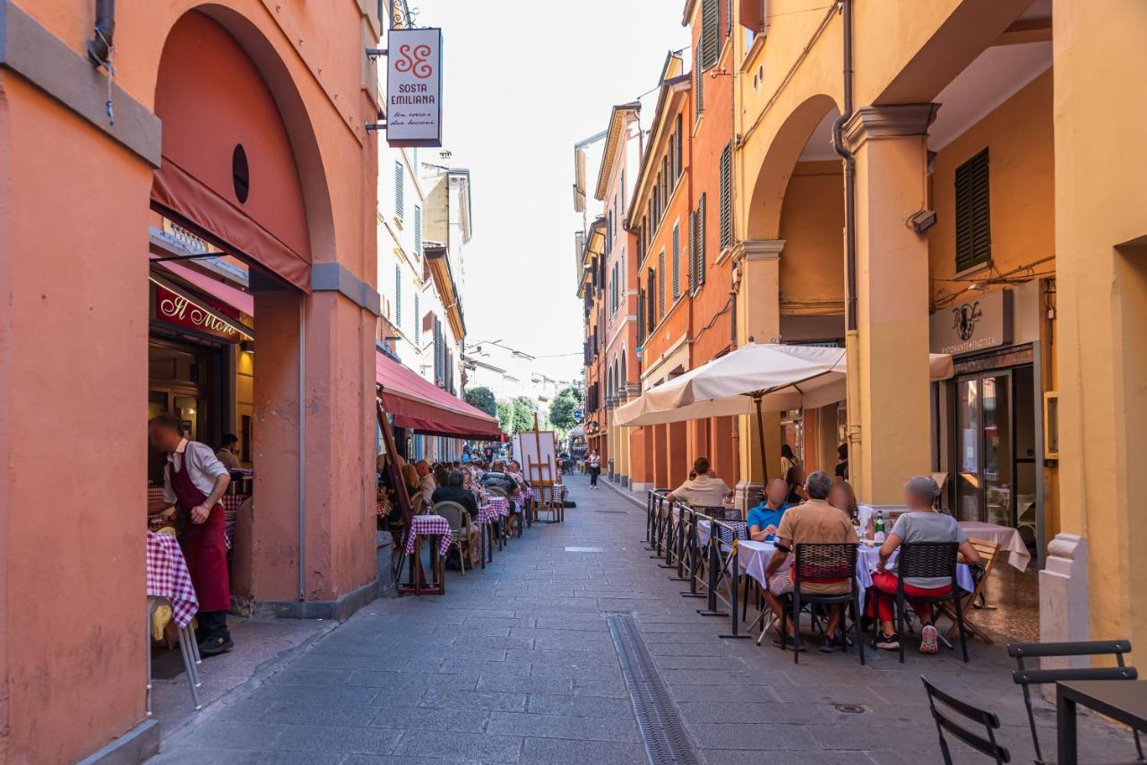 Nel Cuore Di Bologna - Casa Boss Exterior foto